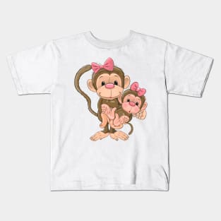 Two cute monkeys, mama monkey and baby monkey. Kids T-Shirt